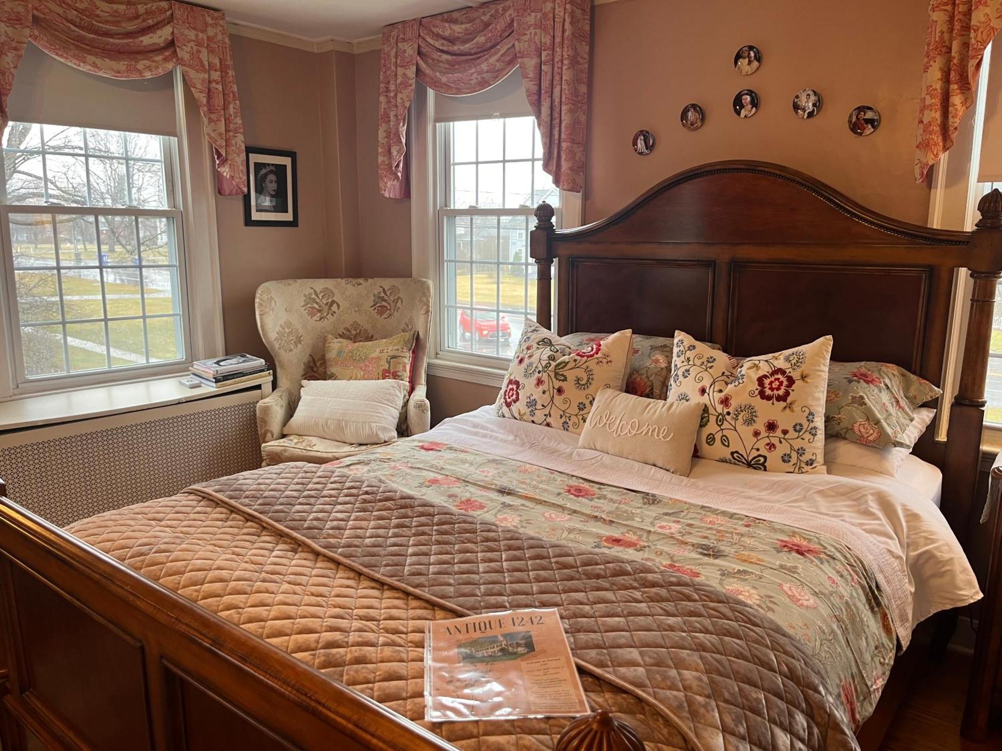 Antique1242 British Bed & Breakfast Enfield Bagian luar foto