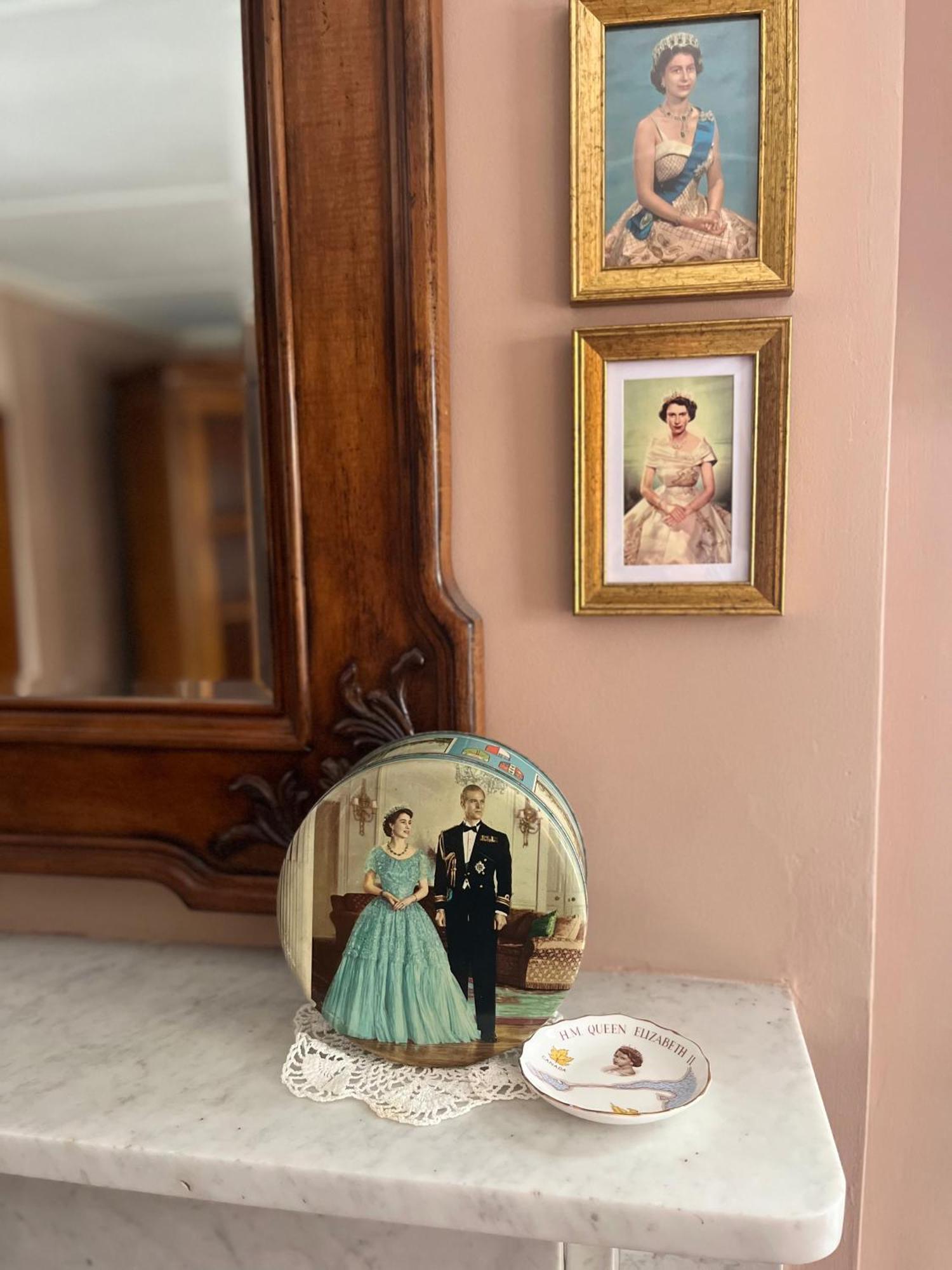 Antique1242 British Bed & Breakfast Enfield Bagian luar foto
