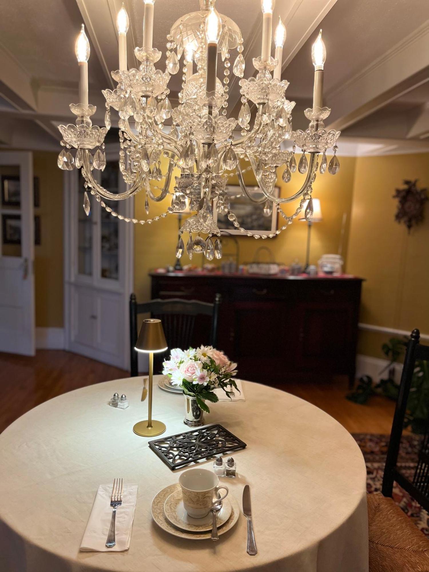 Antique1242 British Bed & Breakfast Enfield Bagian luar foto
