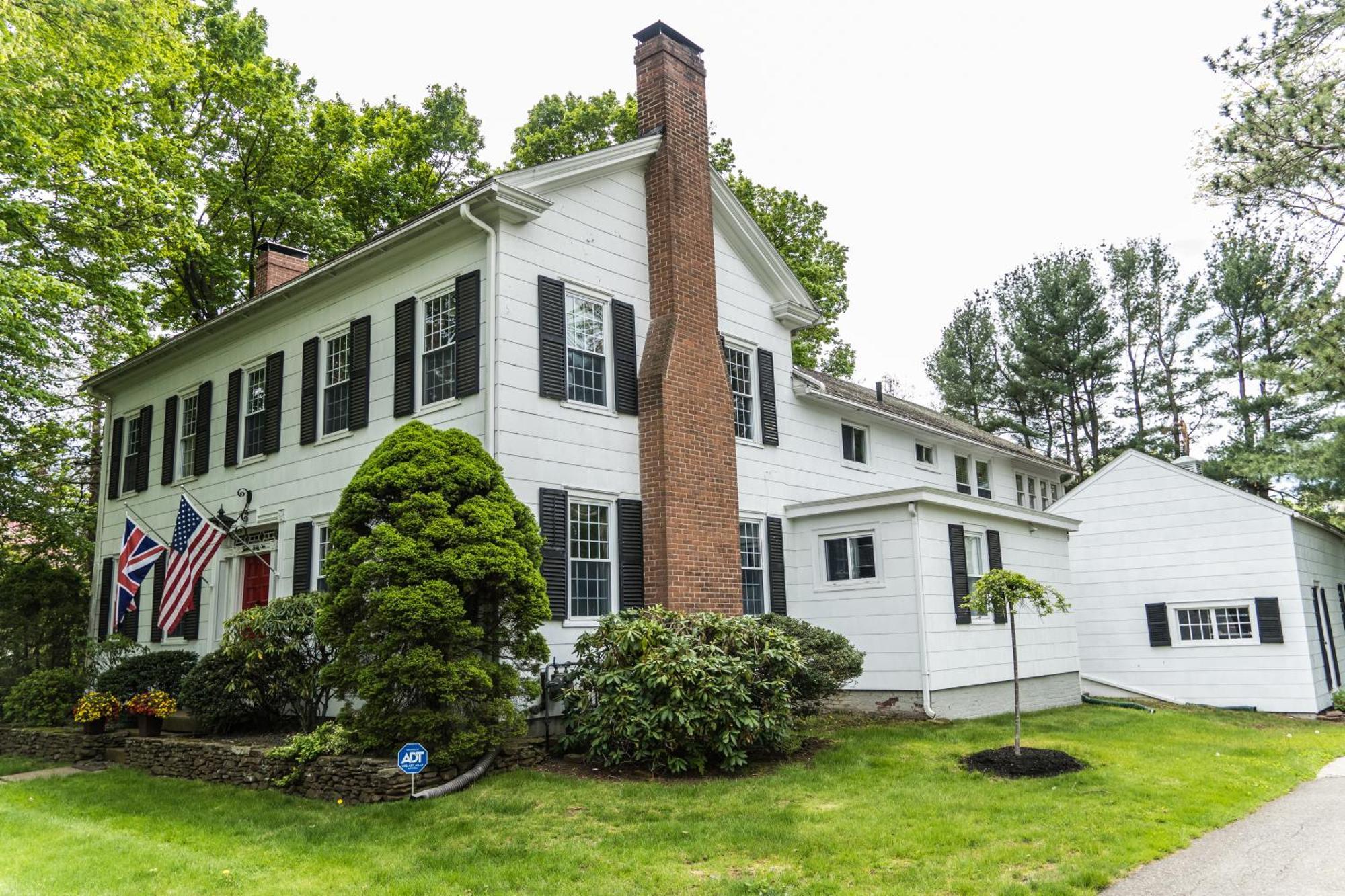 Antique1242 British Bed & Breakfast Enfield Bagian luar foto